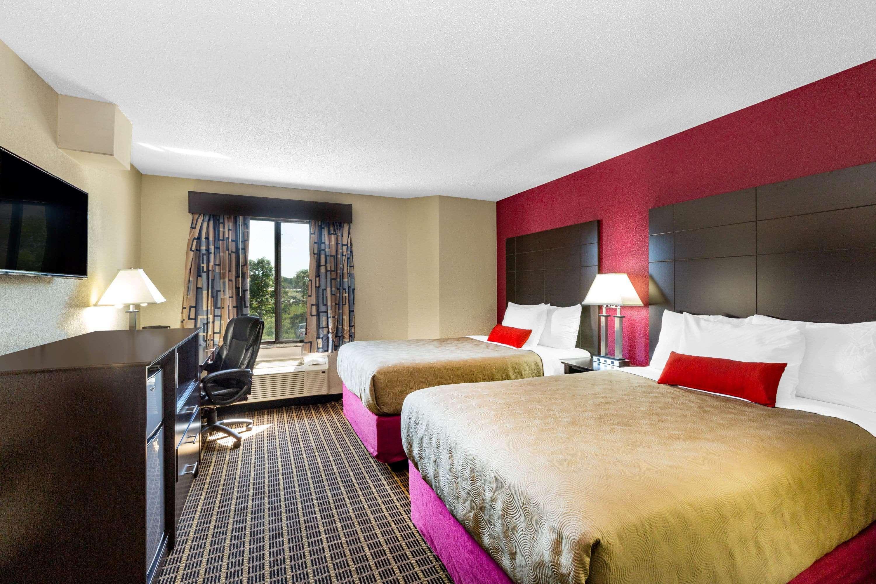 Baymont Inn & Suites By Wyndham Mukwonago Kültér fotó