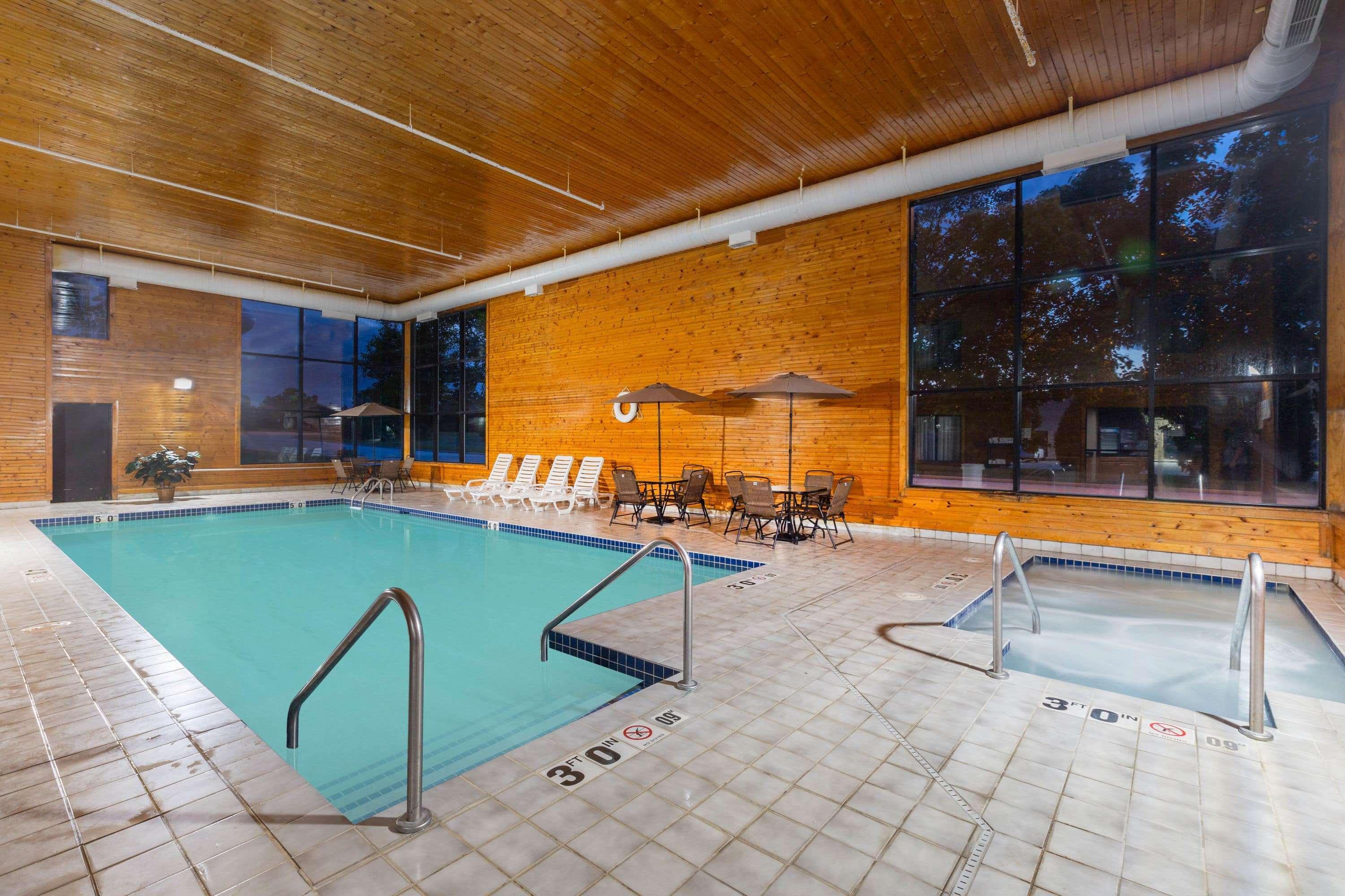 Baymont Inn & Suites By Wyndham Mukwonago Kültér fotó