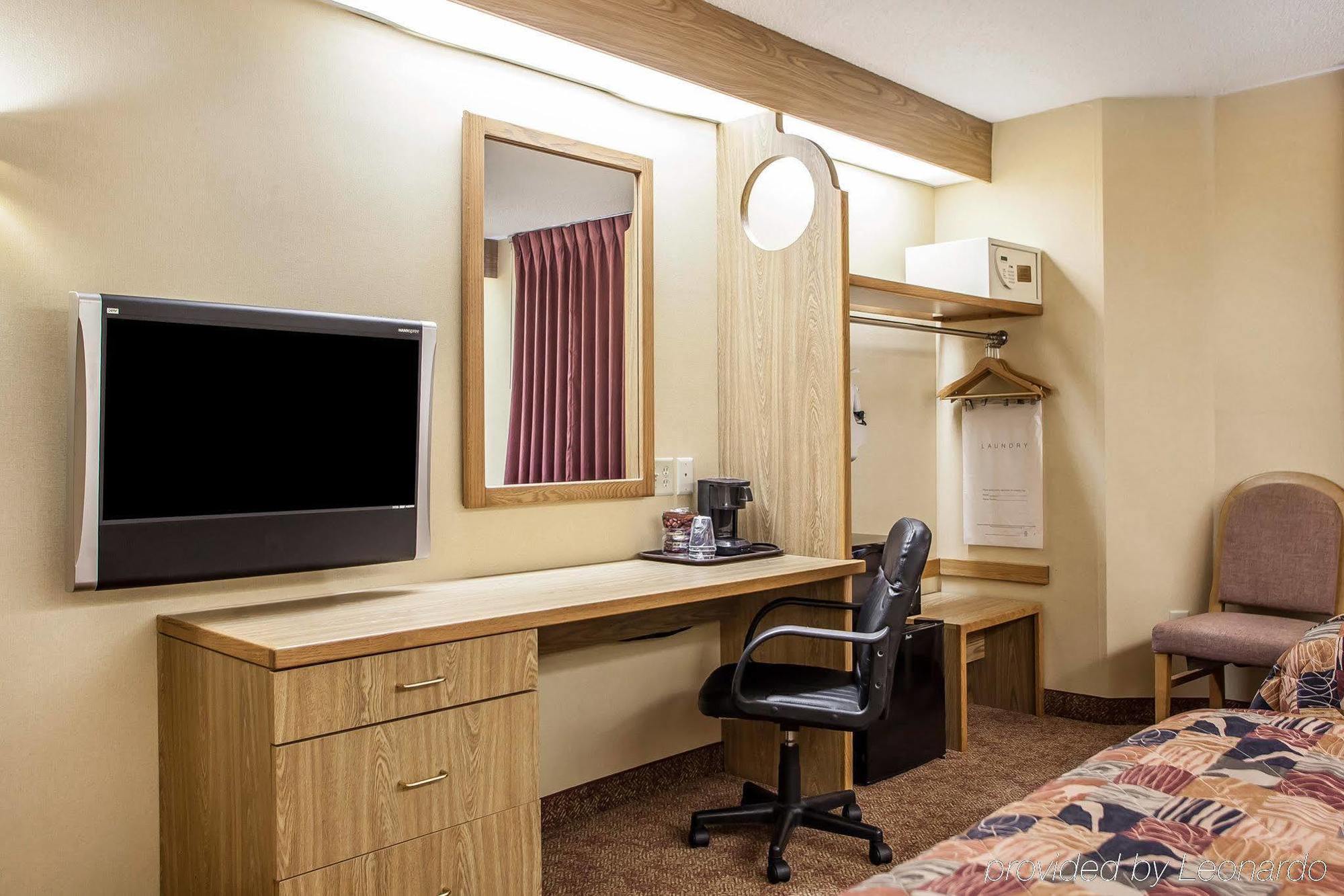 Baymont Inn & Suites By Wyndham Mukwonago Kültér fotó